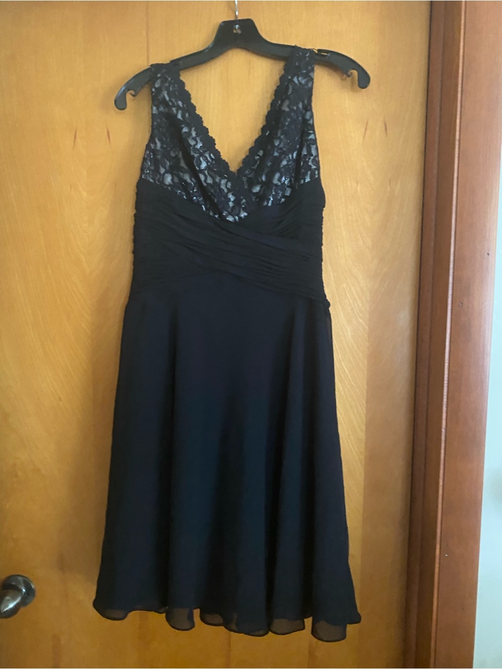 Jones Wear Dress Black Lace V Neck Ruched Cocktail Dress 6
